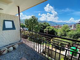Three Jewels Boutique Hotel