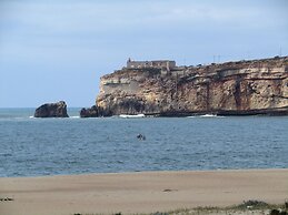 Casa do Mar -Sea House