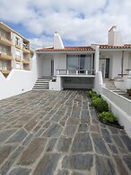 Casa do Mar -Sea House