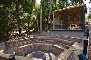 Tripanko Lodge & Bungalows