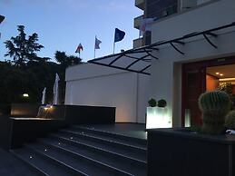 Domus Grand Hotel