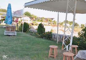 Grand Ada Family Hotel