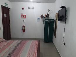 Hostal Brisas Calobreñas