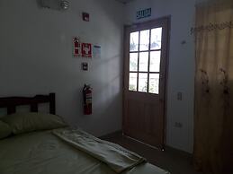 Hostal Brisas Calobreñas