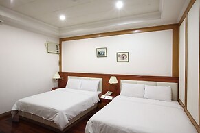 Long Shan Hotel