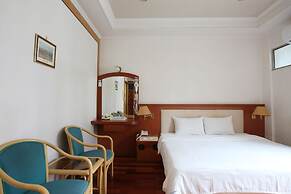 Long Shan Hotel