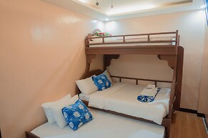 Skylodge Resort