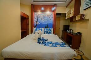 Skylodge Resort