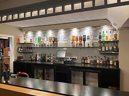 Smithton Hotel