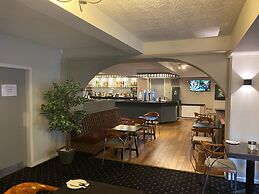 Smithton Hotel