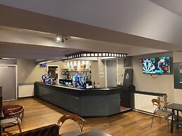 Smithton Hotel