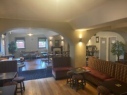 Smithton Hotel