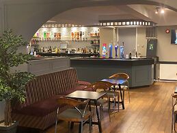 Smithton Hotel