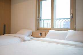 Run Hotel