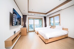 Run Hotel