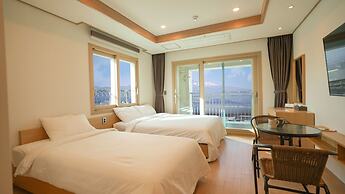 Run Hotel