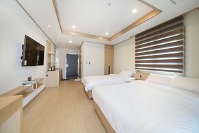 Run Hotel