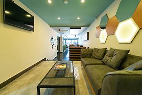 Big Point Hotel