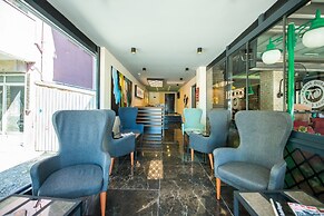 Big Point Hotel