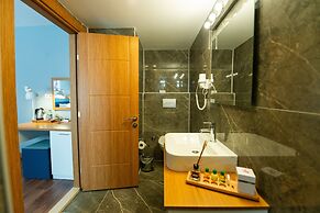 Big Point Hotel