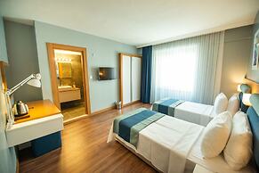 Big Point Hotel
