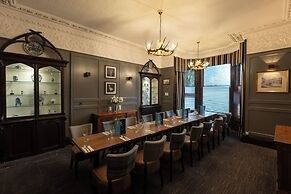 The Dutch Mill Hotel