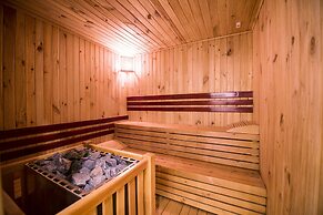 3MG Lakeside Hotel
