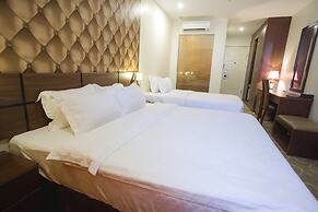 3MG Lakeside Hotel