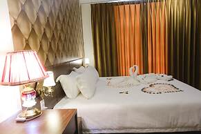 3MG Lakeside Hotel
