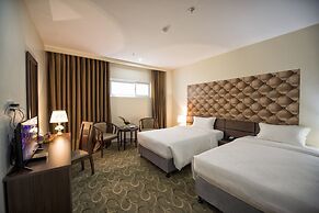 3MG Lakeside Hotel