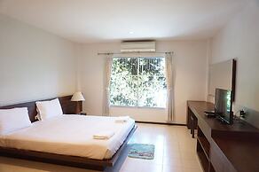 Le Ranong Bistro Hotel