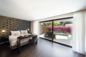 Azur Hotel