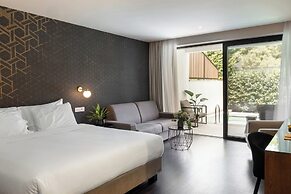 Azur Hotel