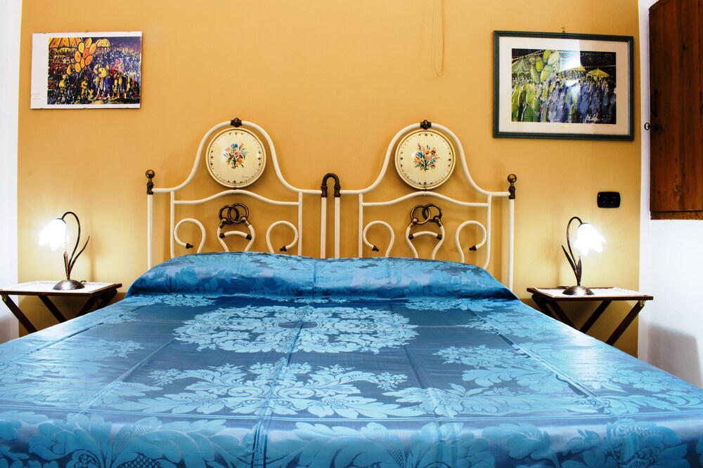 Residenza Santa Lucia B&B