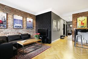 Navy Group - Old Town Apartments