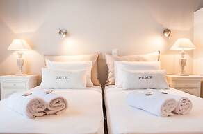 Anna Platanou Hotel