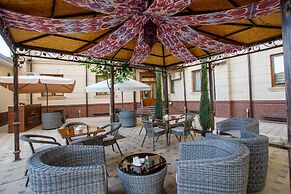 Navruz Hotel