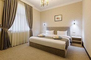 Navruz Hotel