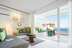 Villa D'Oro - Luxury Villas & Suites