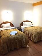 Hostal Bromelias 2