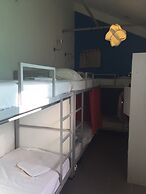 Campbell Inn - Hostel