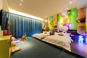 Elsa House