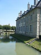 Château De Serrigny