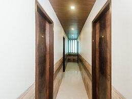 OYO 11747 Hotel Sai Comforts