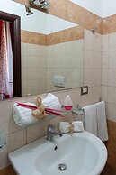 Isabel Guest House