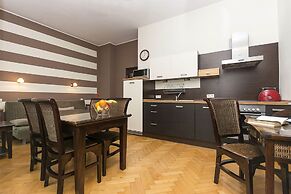 Patio Apartamenty