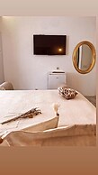 Alacati Umitev Hotel