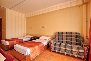 WaterLoo Hotel