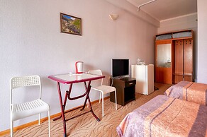 WaterLoo Hotel