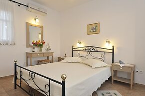Golden Sand Paros